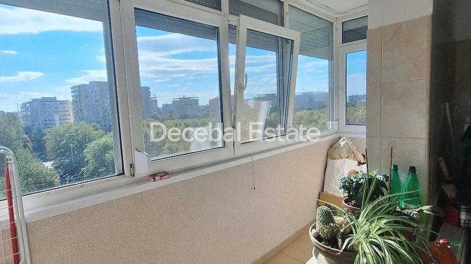 Apartament 2 camere Titan 58 mp etaj 8/10 1978 - Poză 8