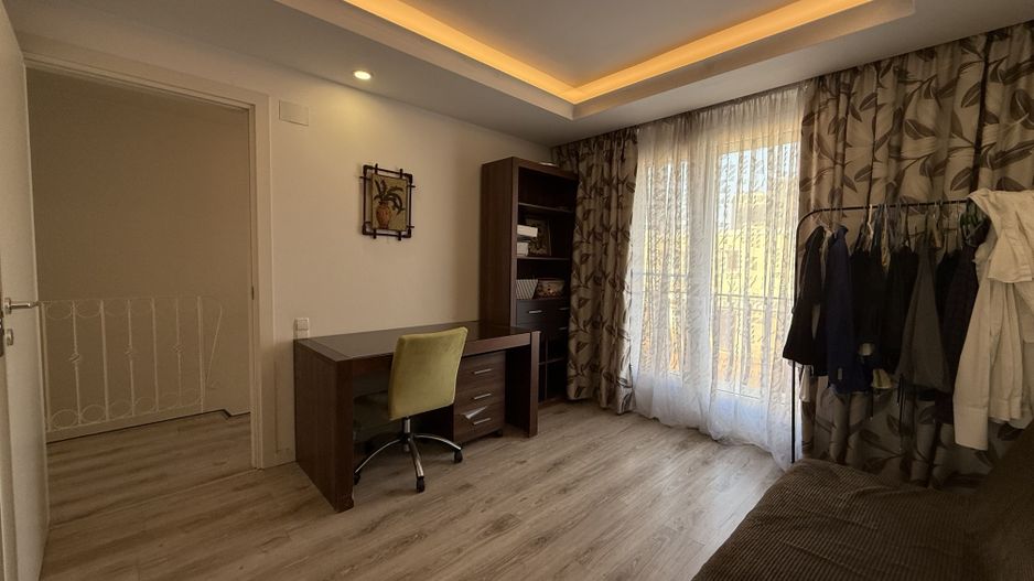 Vila cu 2 dormitoare si 3 bai | Cosmopolis | aproape de Mall | Piscina - Poză 16