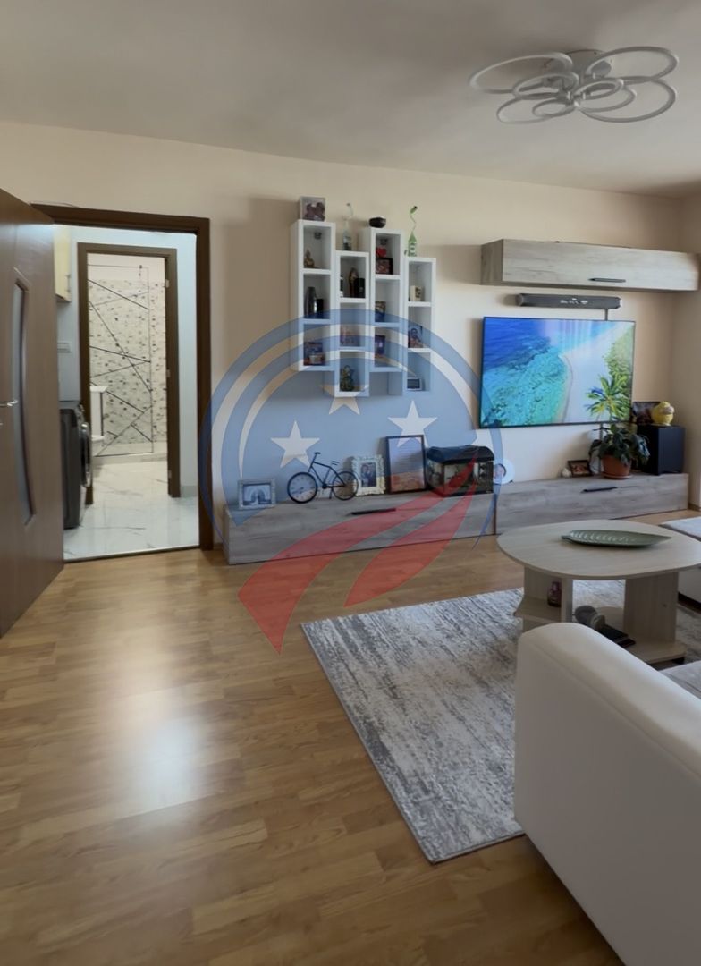 APARTAMENT 3 CAMERE-73 mp langa Promenada - Poză 1