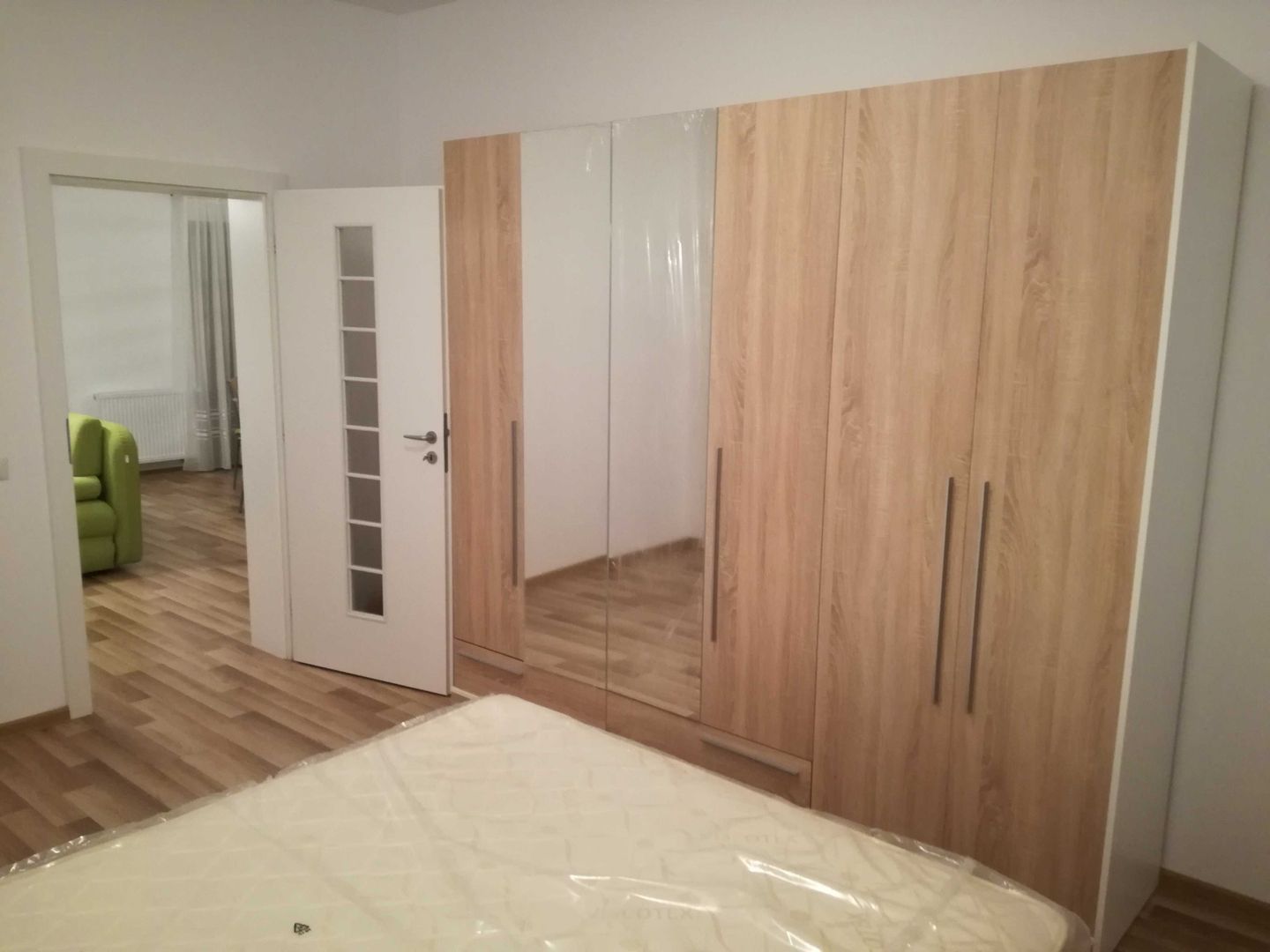 Braytim | 3 Camere | Etaj 1 | 2 Bai | Loc de parcare - Poză 3