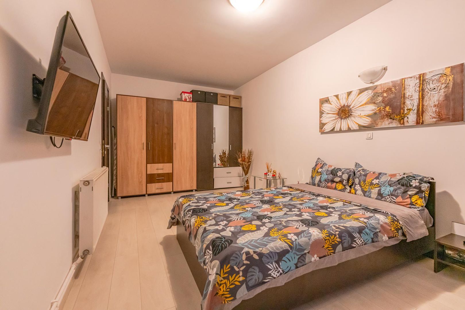 Apartament 2 camere, cu terasă și facilități locale aproape - Poză 9