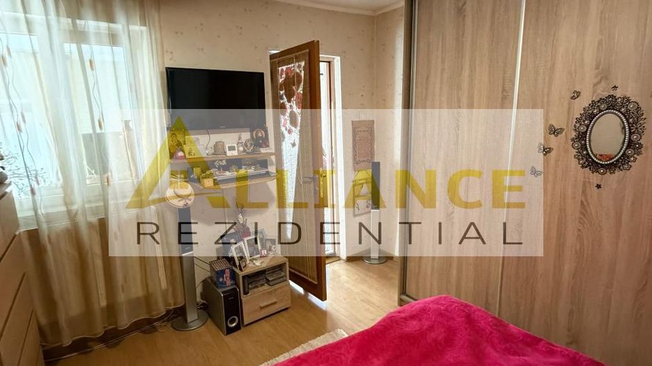 CASĂ INDIVIDUALĂ | 2 LOCUINȚE | TEREN 754 MP | GARAJ | EXCLUSIVITATE - Poză 3