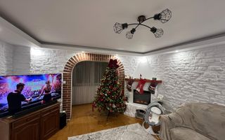 De vânzare apartament 3 camere – zona Stejari - Poză 2