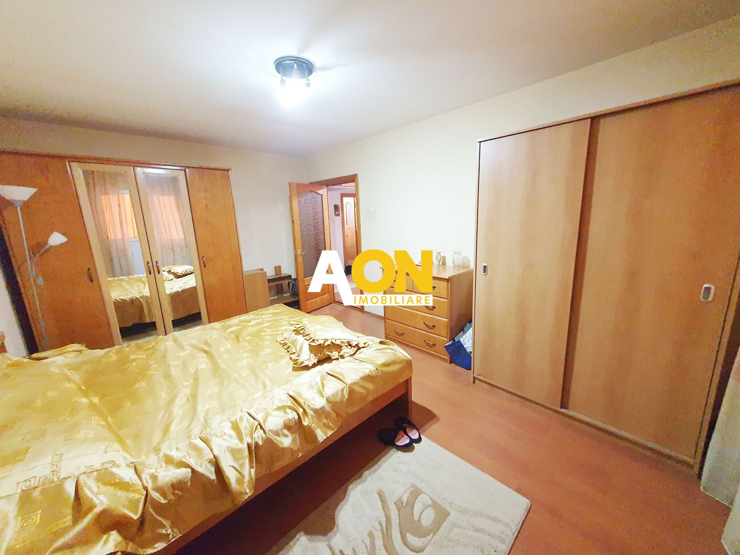 Apartament 3 camere, etaj 1, zona Agra`s ( Mercur ) Cetate - Poză 4