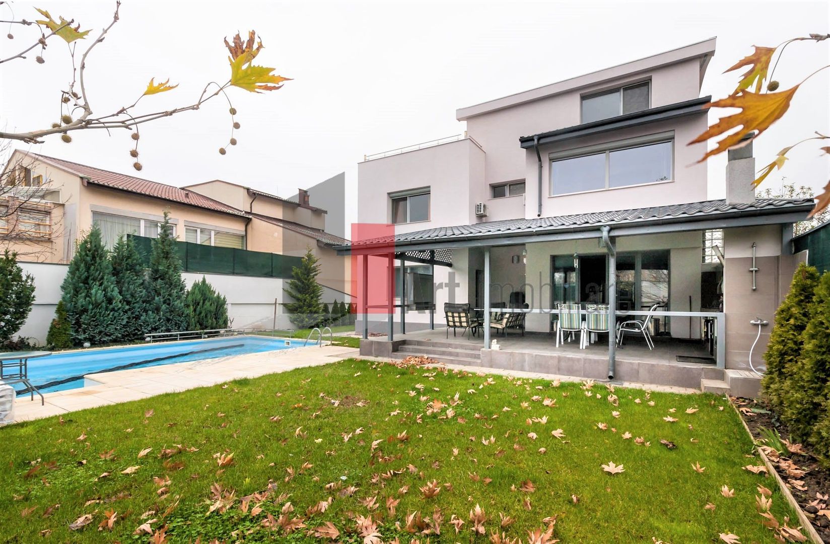 Vila luxoasa cu piscina si curte generoasa - Pipera - Poză 3