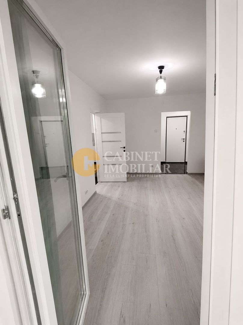 3 camere, Tatarasi -Flux, etaj 2/4, fara risc, renovat, liber! - Poză 1