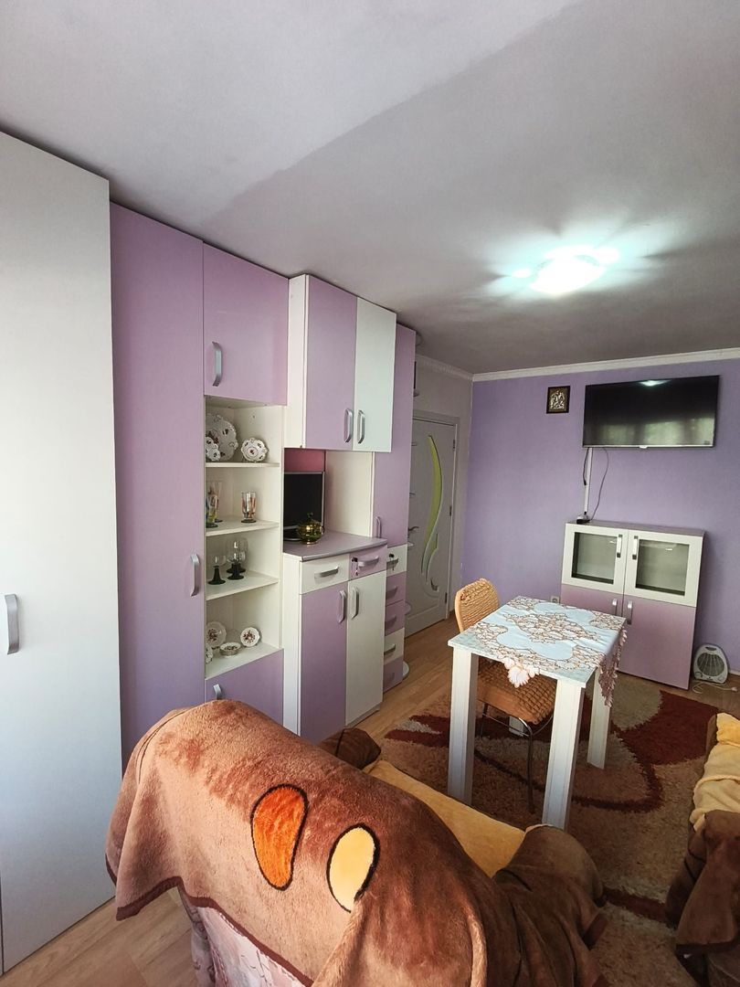 Apartament 2 camere, 41 mp, parter inalt, mobilat, in Alesd, jud.Bihor - Poză 2