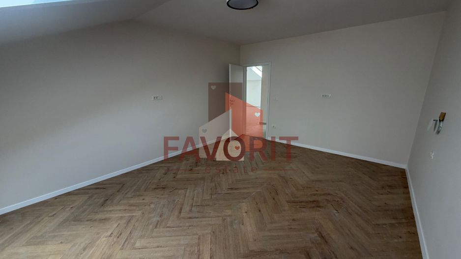 NOU. Disponibil imediat. Decomandat. Zona Soarelui - Poză 16