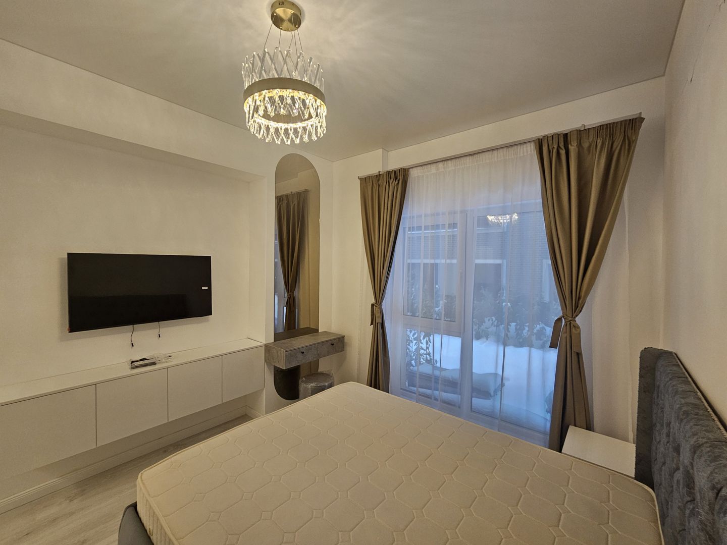 PRIMA INCHIRIERE Apart 2 cam cu terasa 12 mp si loc de pacare AMBIANCE - Poză 10