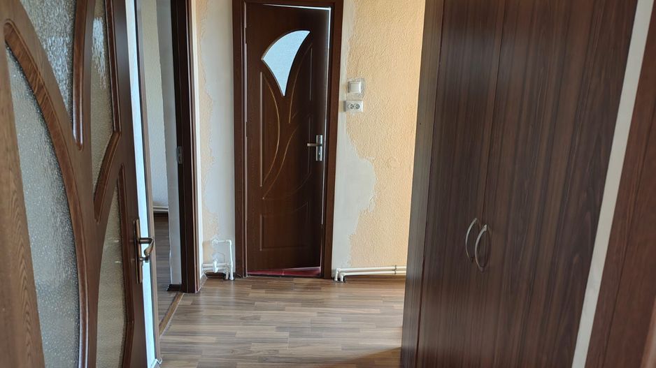 Apartament incapator cu trei camere, Alexandru Obregia, 120.000€ negociabil - Poză 10