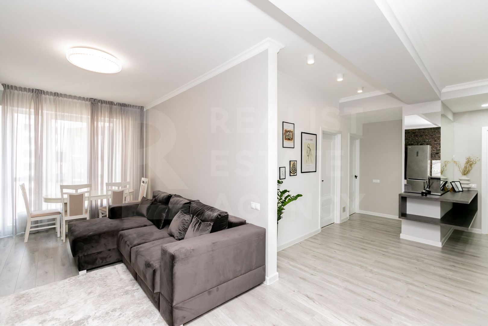 Chirie, apartament, 3 camere, bd. Renaşterii Naţionale, Rîşcani - Poză 3