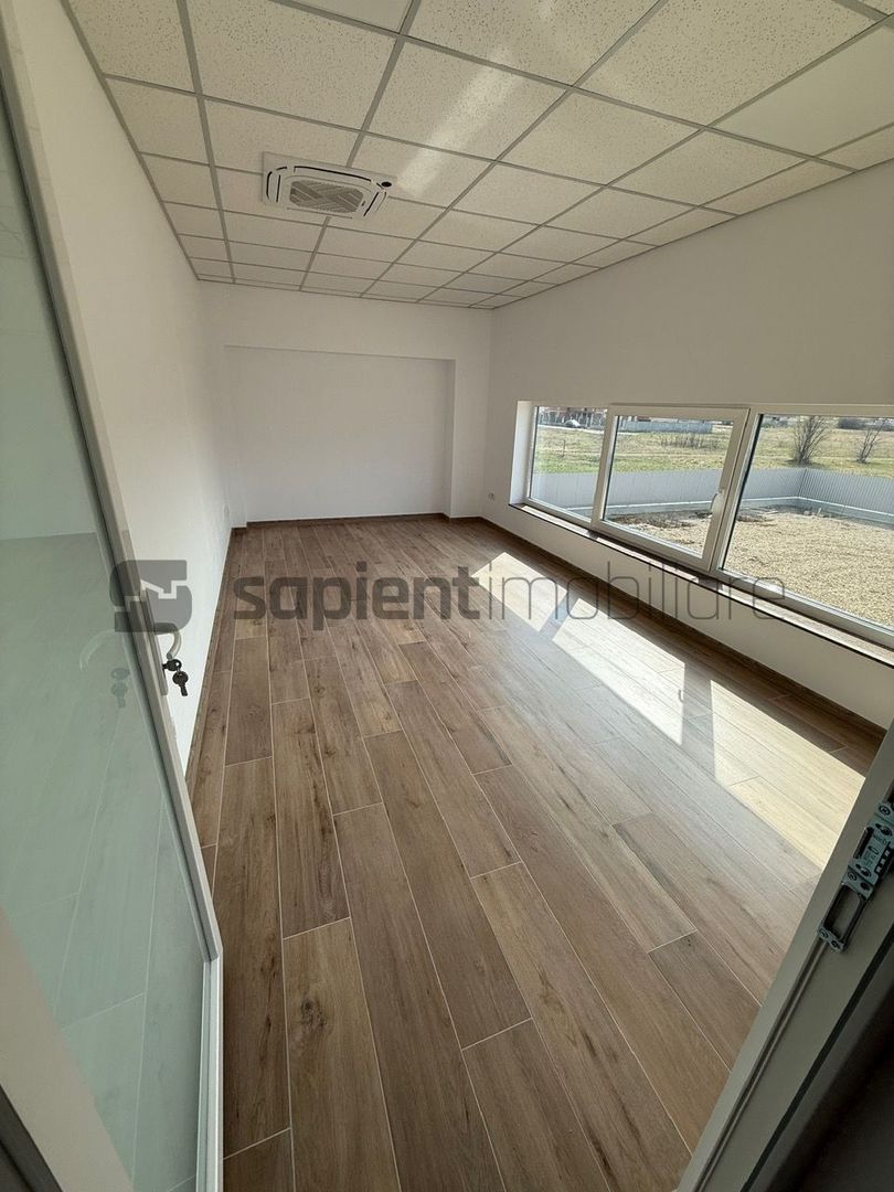 Închiriere spațiu mixt – Hală | Showroom | Birouri - Poză 15