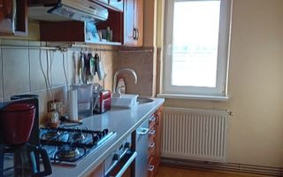 Apartament 2 camere,semidecomandat, mobilat, utilat - Poză 6