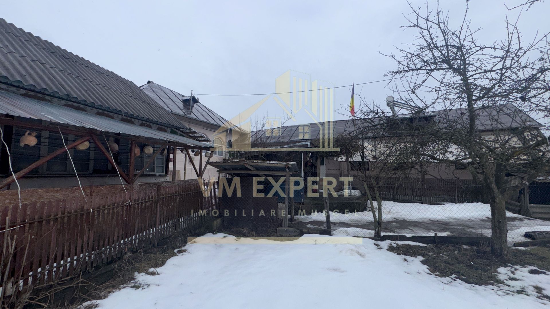 ANSAMBLU DE CASE CU 5 CAMERE 110MP TEREN 2530 MP BUGHEA DE JOS ARGEȘ - Poză 21