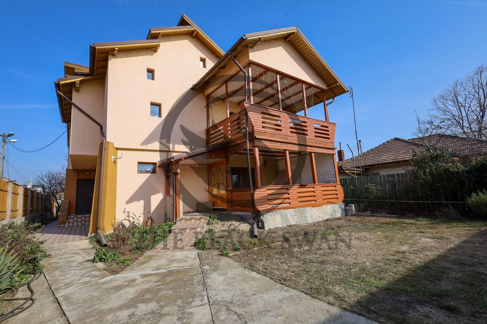 Proprietate cu 2 constructii | Valea Calugareasca | COMISION 0% - Poză 1