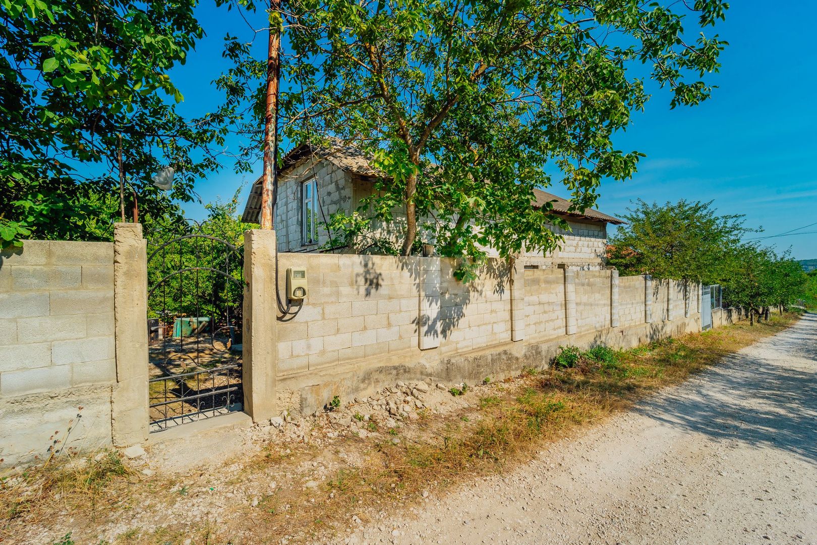 SE VINDE CASĂ DE VACANȚĂ ÎN TRUȘENI | TEREN 7,34 ARI - Poză 15
