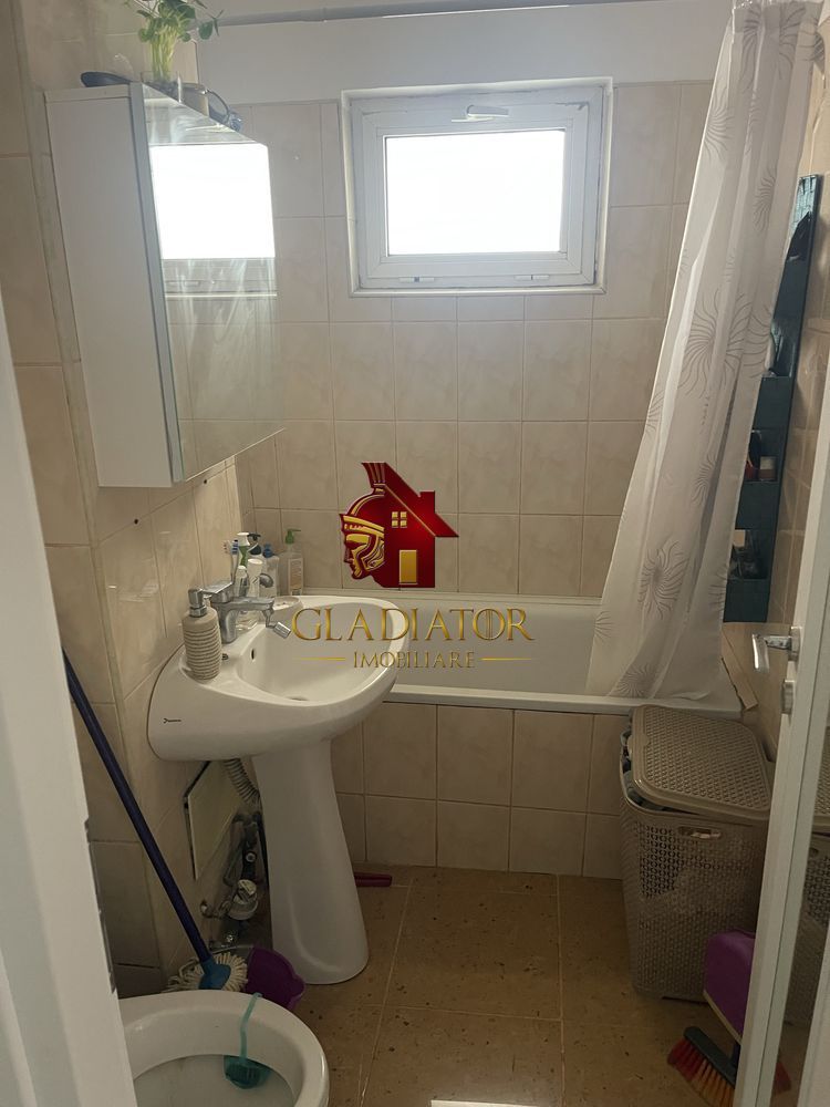 Apartament de vanzare Pacurari Alpha Bank, renovat, et 2 din 4 - Poză 3