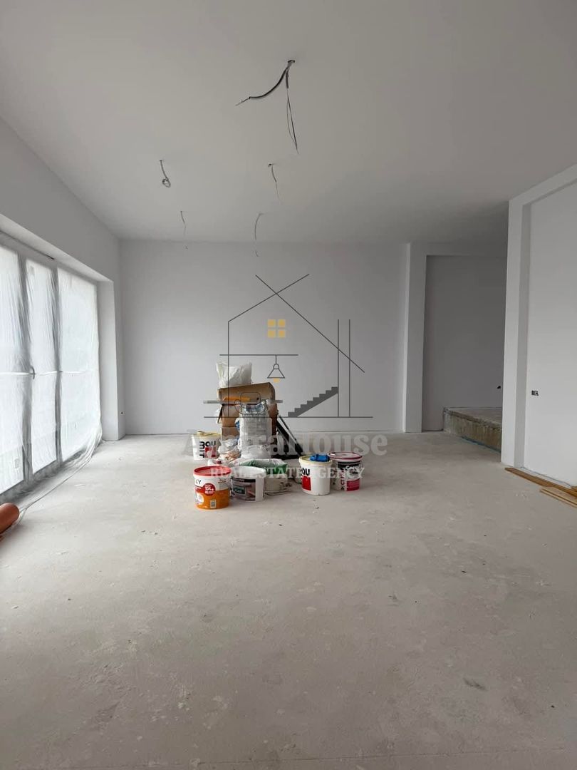 Casa individuala, teren 750 mp, Chinteni cu panorama spre lac - Poză 8