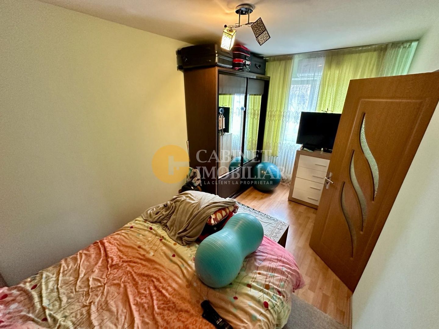 Apartament cu 2 Camere - Etaj 2 - Zona Alexandru / Liceul Miron Costin - Poză 5