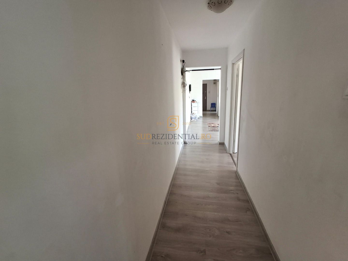 Apartament cu 3 camere, etaj intermediar, mutare rapida, zona Obregia - Poză 10