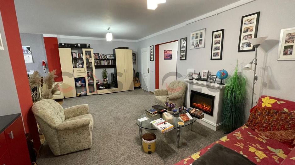 🔥 PRIVELIȘTE UNICĂ ASUPRA ORAȘULUI & TERENULUI DE GOLF | 3 ȘEMINEE | - Poză 2