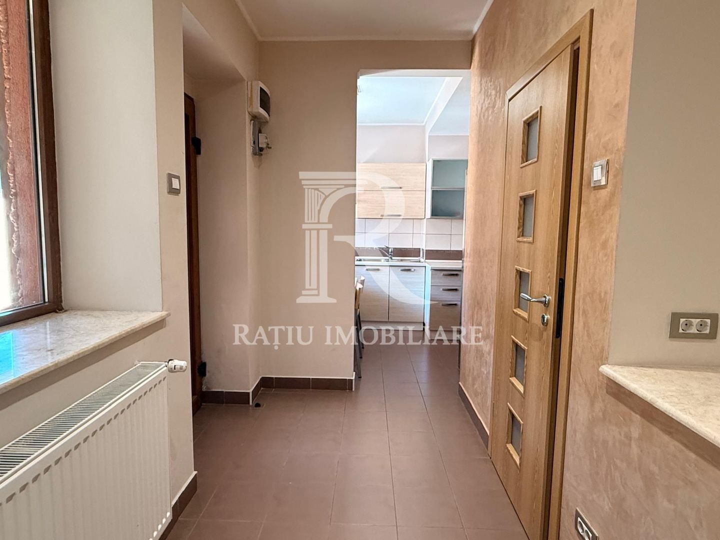 Casa cu 3 camere de inchiriat | Pet Friendly  | Zona Centrala - Poză 4