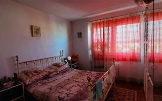Apartament 3 camere Cetate - Poză 4