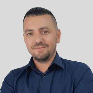 Constantin Uricariu - Realist Estate Agency