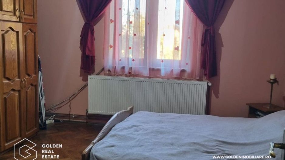 Apartament 3 camere din cărămidă, zona Intim, localitatea Lipova - Poză 2