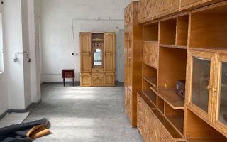 Spatiu comercial , suprafata de 50 mp ,zona Calea Nationala ,pret 250 euro  negociabil - Poză 1