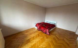 Apartament 2 camere, cu balcon, zona Sala Sporturilor! - Poză 4