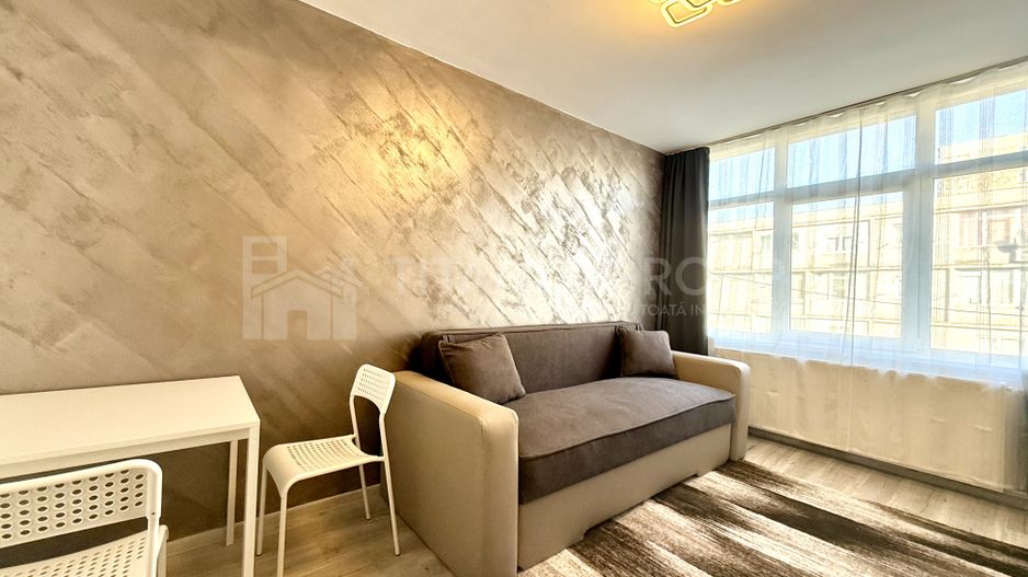 Garsoniera decomandata, etaj intermediar - Zona Tractorul, Coresi - Poză 2