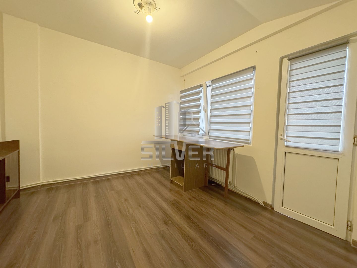 Casa cu 3 camere ptr muncitori in Grigorescu. - Poză 13