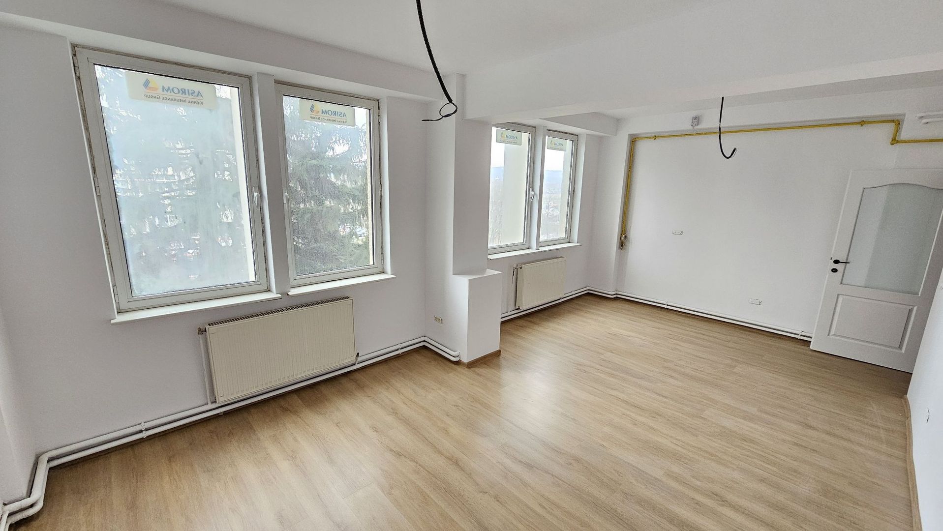 DE ÎNCHIRIAT - Birouri 90 mp, zona ultracentrală! - Poză 2