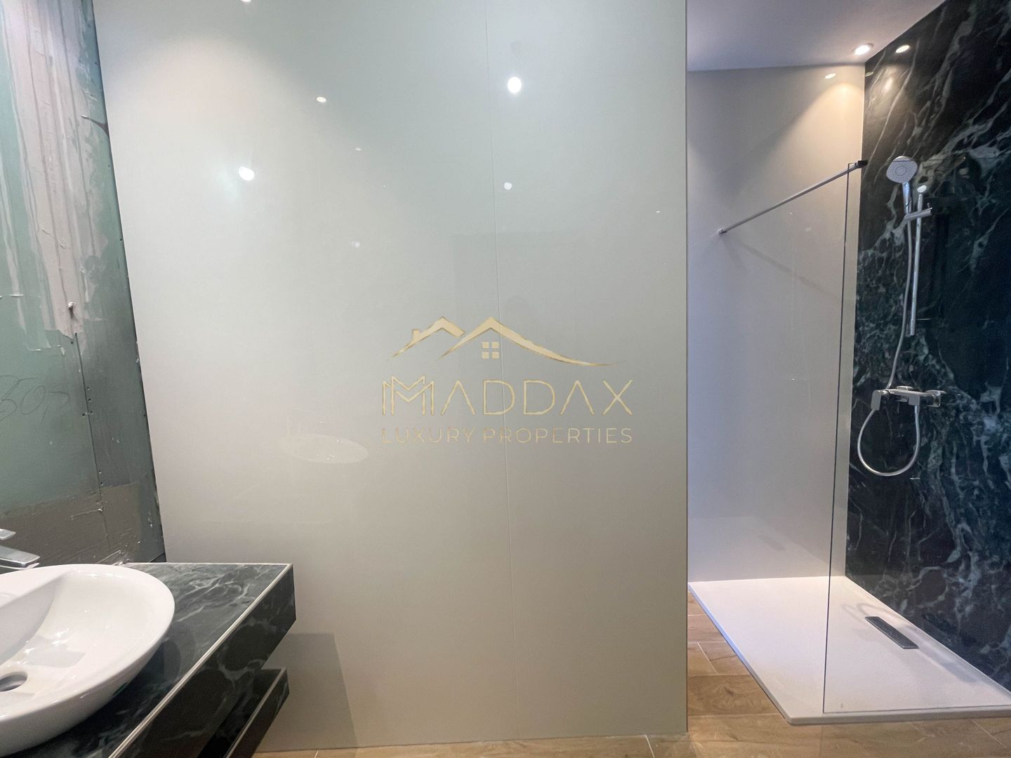 Impressive Penthouse-Triplex ** Green Building***/ 3 parking / Stefan Cel Mare - Poză 38