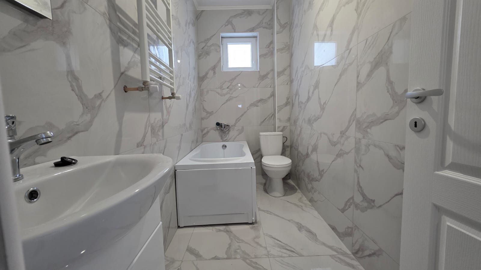 APARTAMENT 1 CAMERA CU  LOC PARCARE INCLUS CUG lUNCA CETATUII - Poză 6