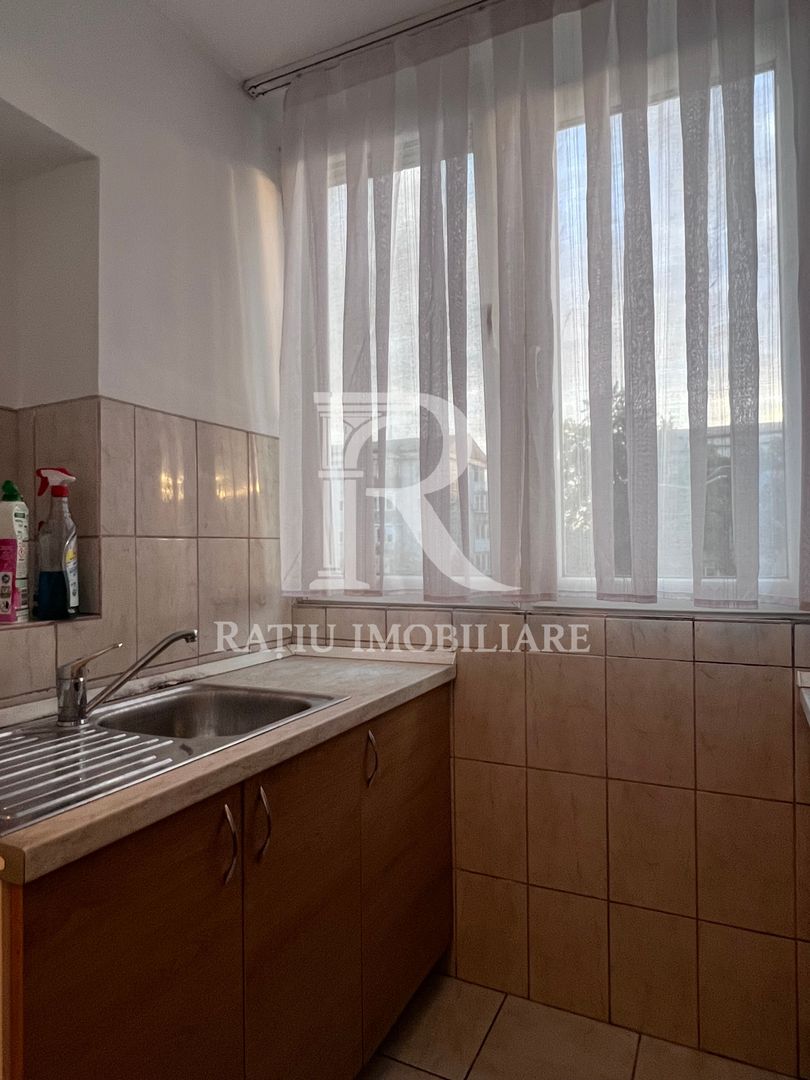 Apartament cu 3 camere | Etaj 2| Parcare Supraterana |Nufarul | Oradea - Poză 6