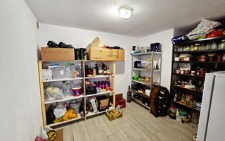 1/2 Duplex mobilat, utilat, 4 camere, pivnita, 200 mp teren - Poză 16