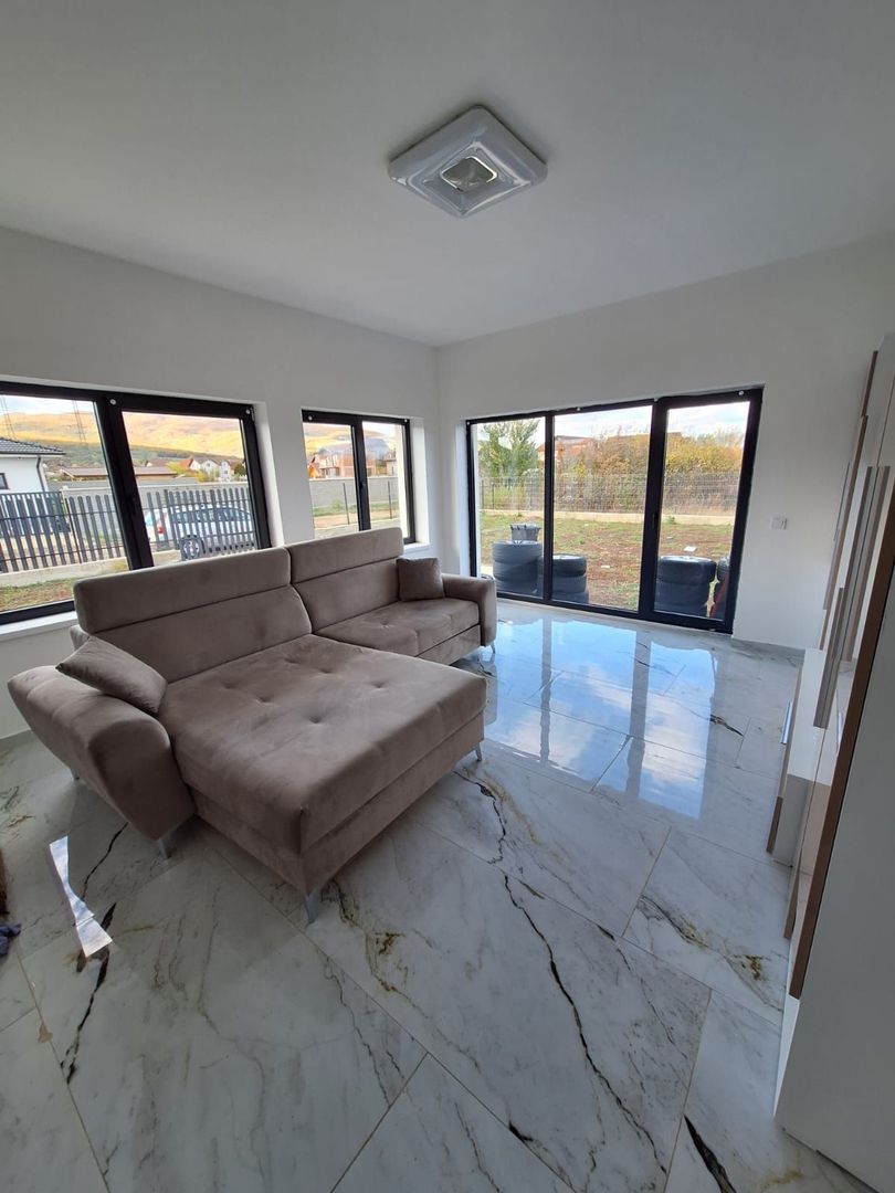 Casa noua de vanzare Alba iulia - Poză 1