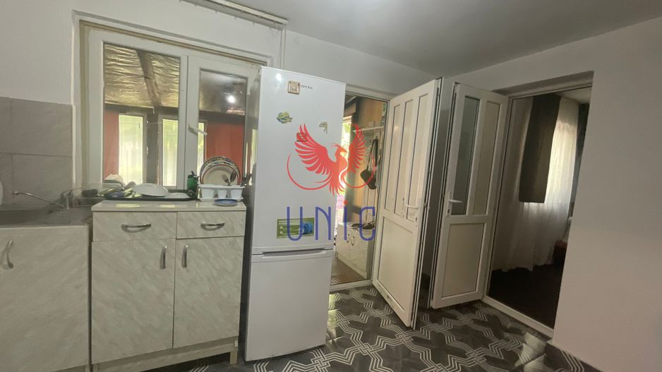 Casa cu teren de 1000 de mp -Radovan - Poză 15