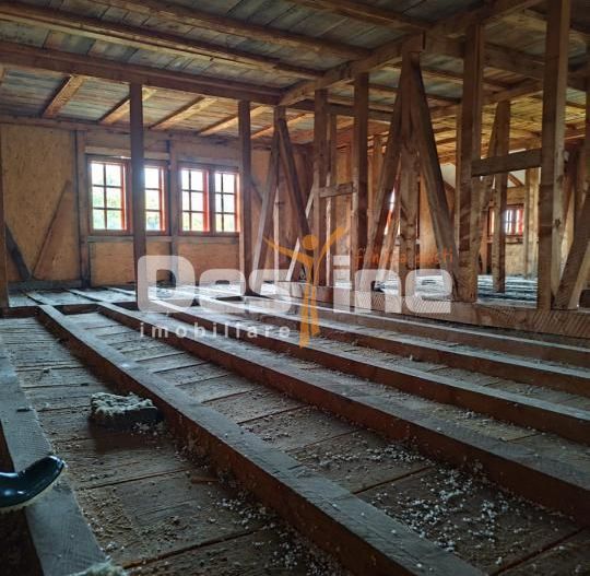 VIla Teisani si 11250 mp teren - Poză 21