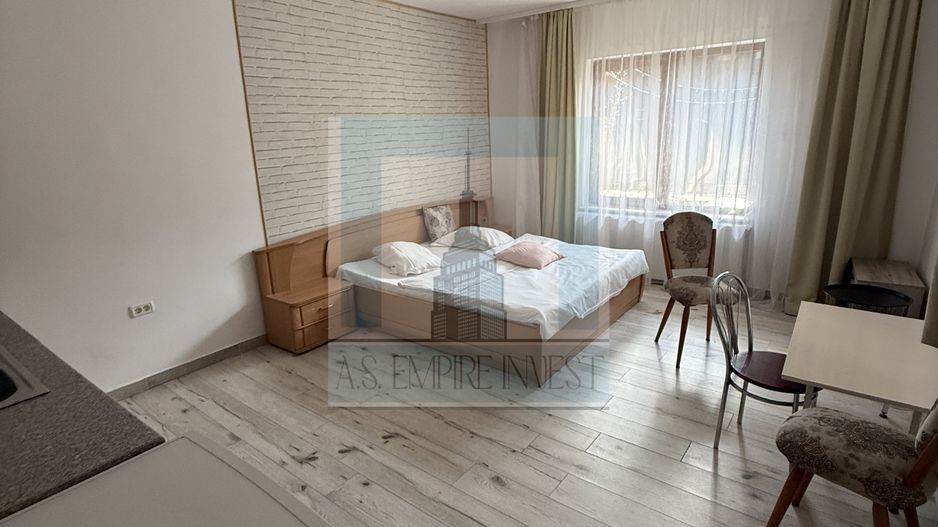 Casa 10 camere, 5 bai, 380 mp teren - zona Astra - Poză 16