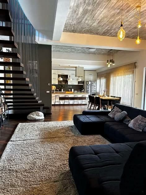 BRASADAS vinde casa RENOVATA 470mp in zona ULTRACENTRALA. - Poză 1