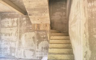 DE VÂNZARE CASĂ ÎN ZONA LEBĂDA - Poză 3