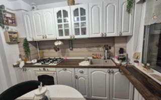 Apartament cu 3 camere /60mp/ zona Podu Ros - Poză 5