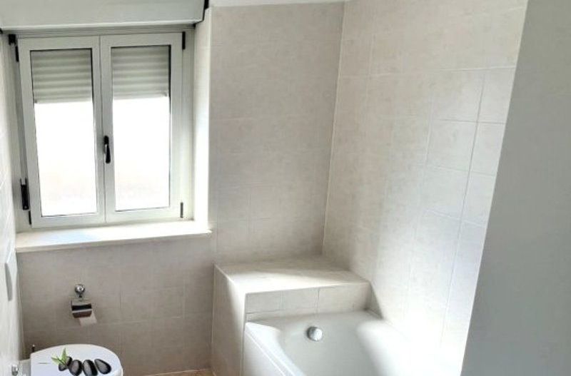 Penthouse cu 4 camere, terasa 132 mp, zona Torontalului - Poză 12