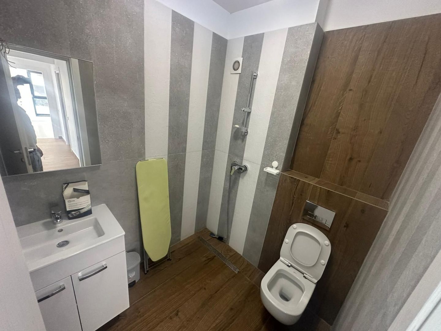 AP. 3 CAMERE- BUCATARIE INCHISA, BLOC NOU, CENTRALA PROPRIE, PARCARE - Poză 8