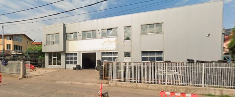 Spatiu Comercial inchiriere // 620mp // Bulevardul Timisoara // Moinesti - Poză 2