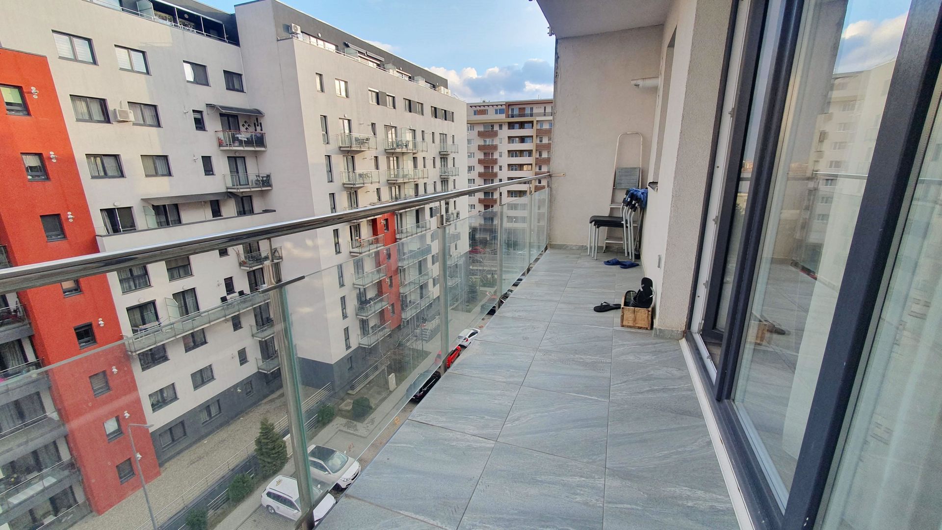 Ansamblul Maurer, bloc nou, vis-a-vis de Coresi, mobilat si utilat - Poză 3