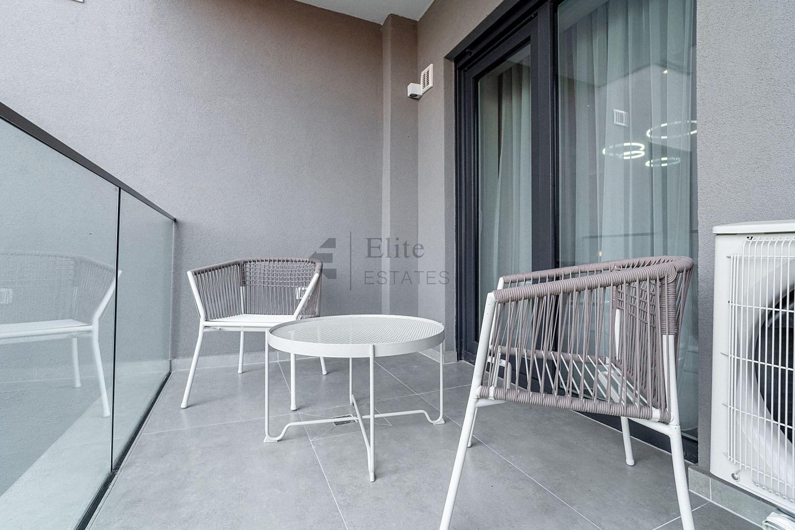 Apartament cu 2 camere de inchiriat EAS Residence Oradea - Poză 11